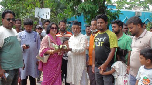 আশুগঞ্জে কবি আবদুল কাদির এর কন্যা প্রফেসর রুকসানাকে সংবর্ধনা