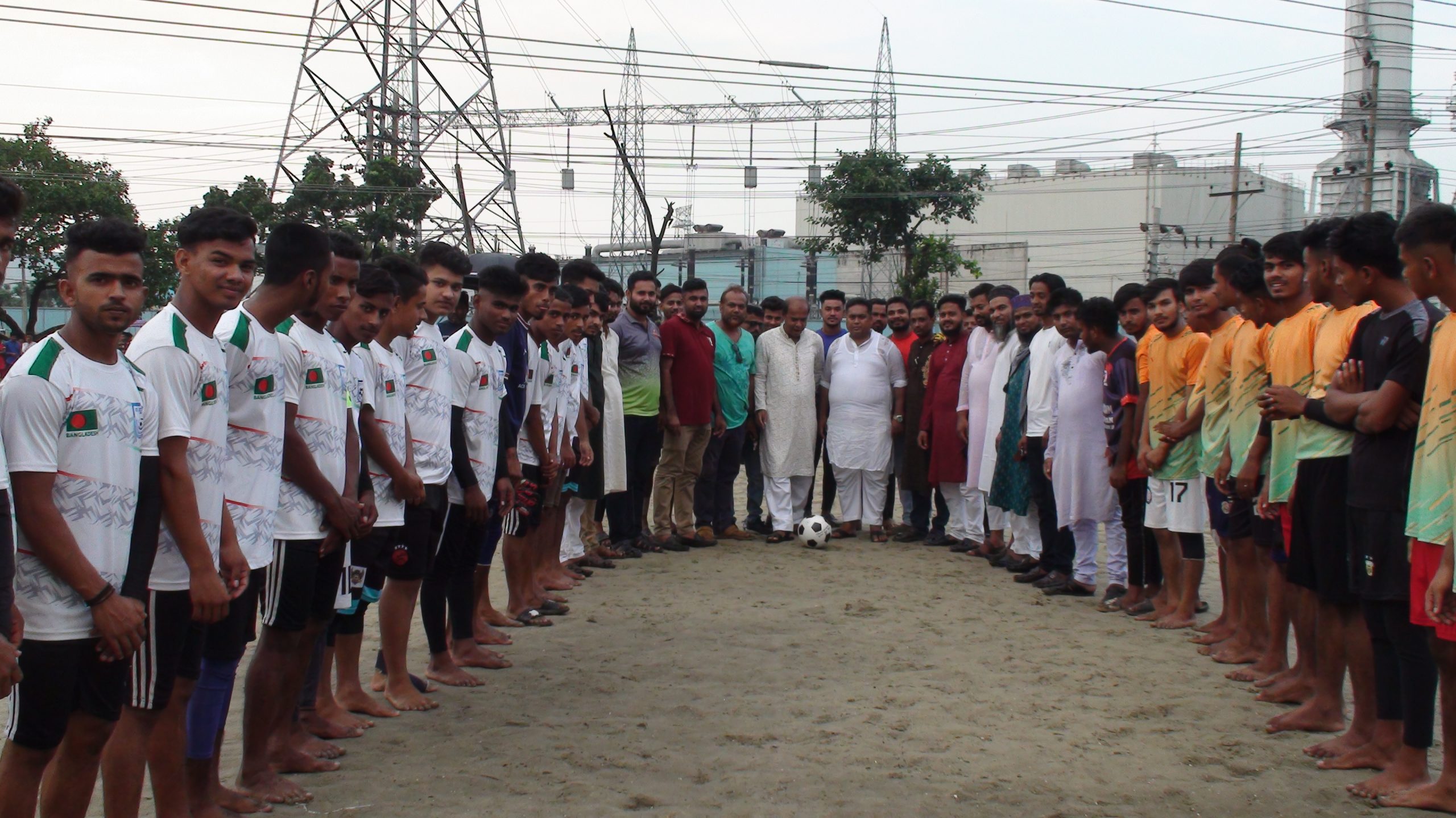 আশুগঞ্জের সোনারামপুর সুপার স্টার ফুটবল টুর্নামেন্টের ফাইনাল খেলা