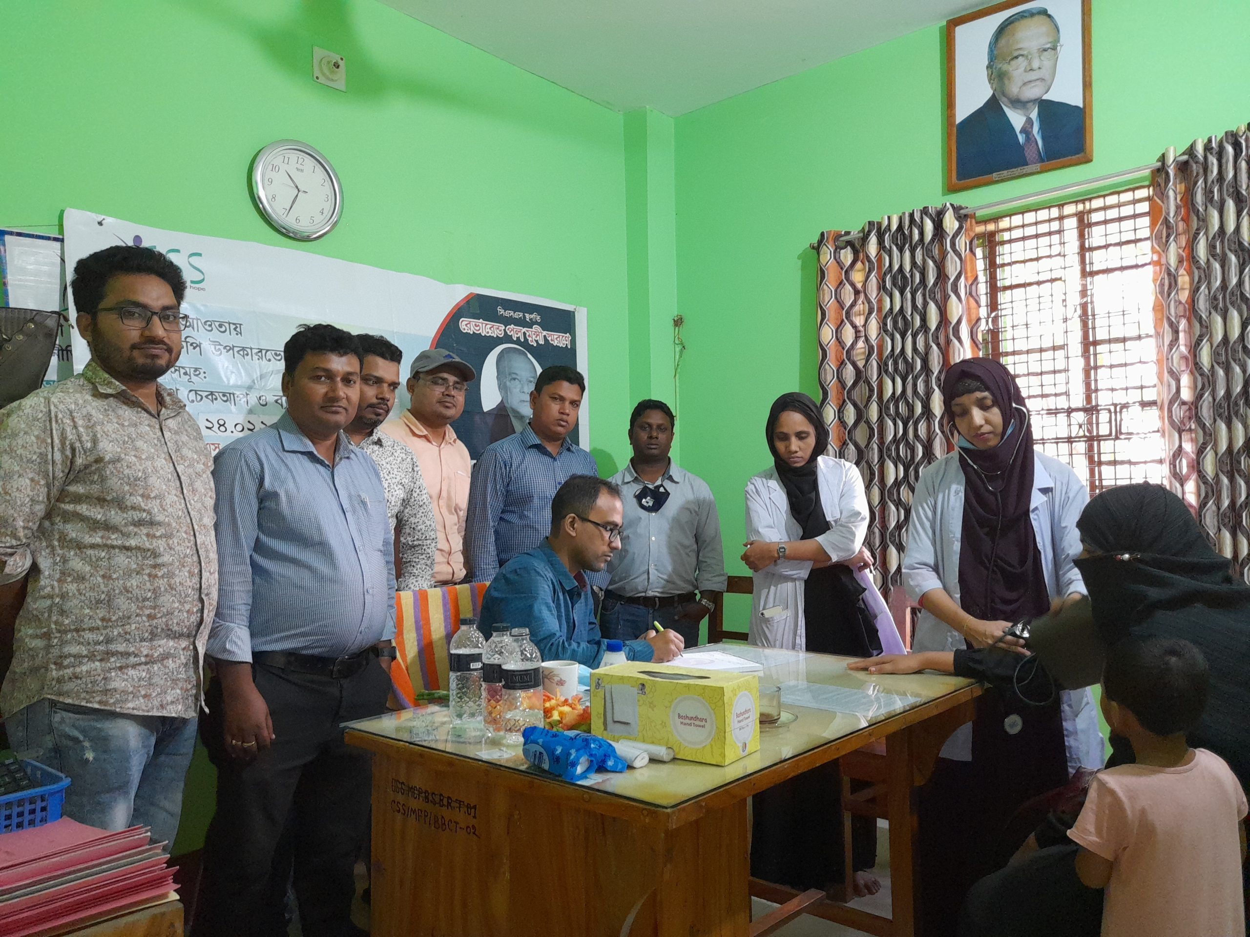 ব্রাহ্মণবাড়িয়া ২ শতাধিক অসহায় দরিদ্র মানুষের মাঝে চিকিৎসা সেবা প্রদান